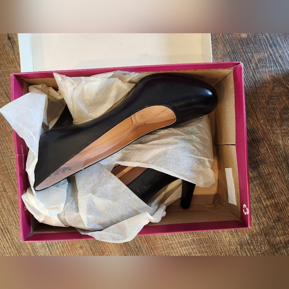 NWT Naturalizer Michelle Black Lea Pumps Size 9 - Picture 5 of 6